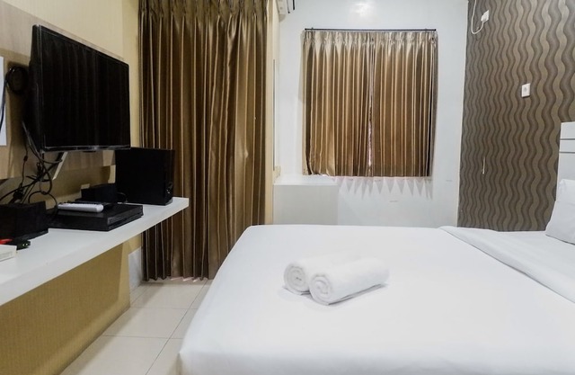 Cozy Studio Apartment at Pavilion Permata