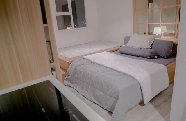 Cozy Studio Room At Apartment Bintaro Icon