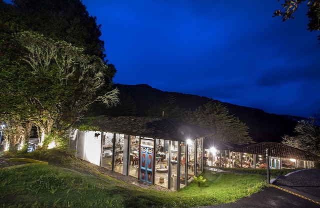 Dantica Cloud Forest Lodge
