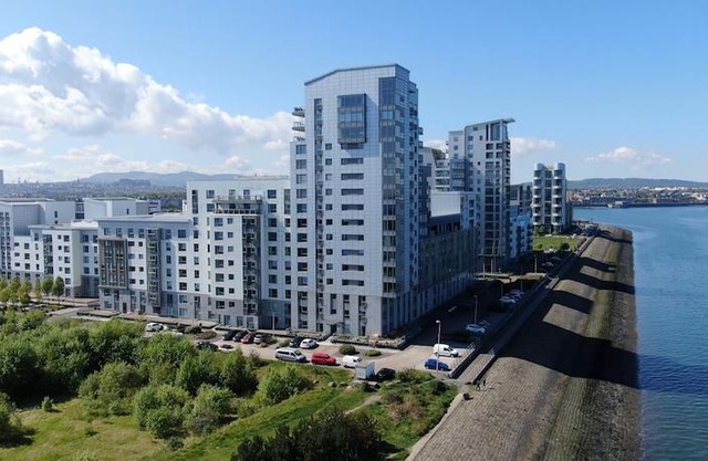 Grand Harbour Apartments