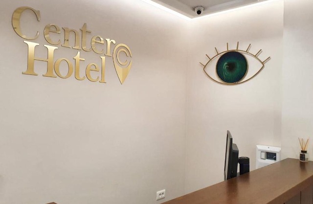 Hotel Center