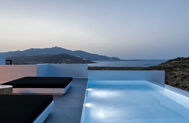 Mykonos Ftelia Black Villa 3