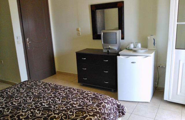 Niriides Double Room in Asos Kefalonia 8