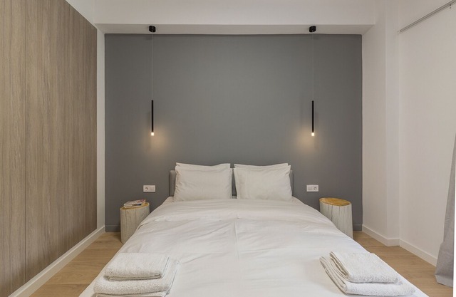 Pangrati Grove Apartment