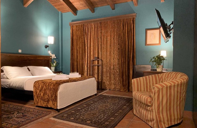 Premium Quad Retreat - Esperides Traditional Resort