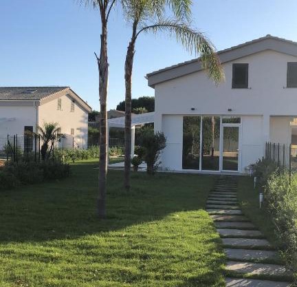 Residence Salinelle Beach Villa Panarea 3