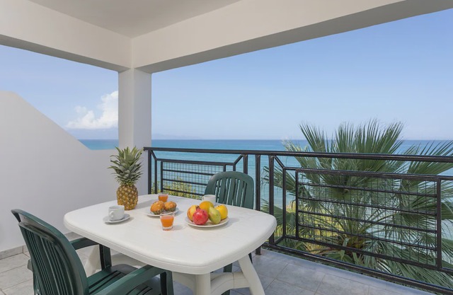 Sea View Hotel -Sea View Studio 2+2 guests