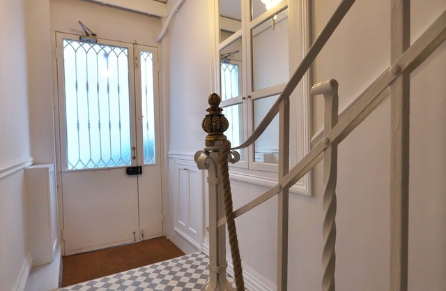 Sea View, Roof Terrace, 450m to Istiklal, Galata, Pera. Next to Sishane Metro
