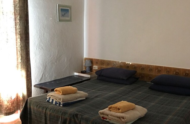 Son Bou Gardens 3 Beds,Sleeps 6, ldeally Situated for Shops and Restaurants