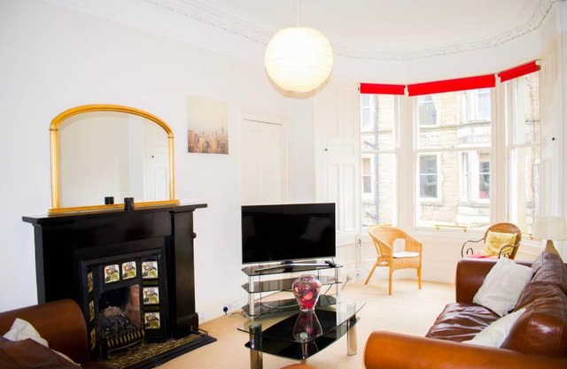 Spacious 1 Bed home in Bruntsfield