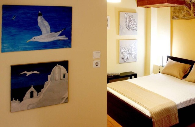 Sweet stone apartment in Imittos
