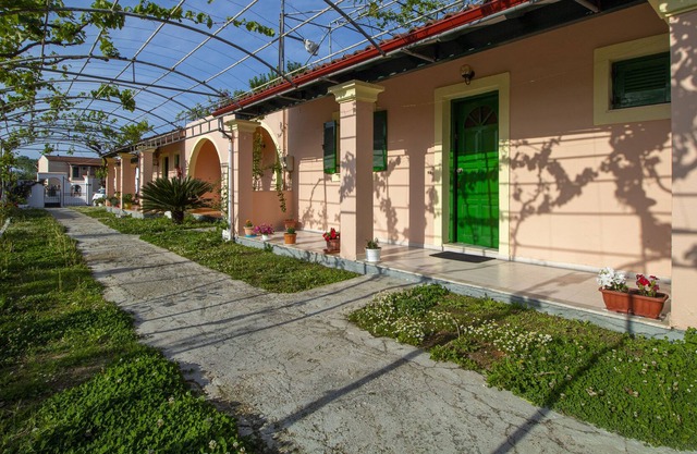 Tzoras Studio 1 Roda Corfu