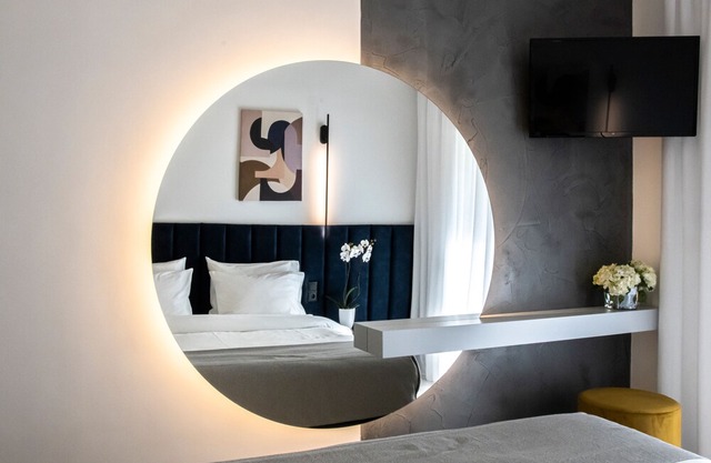 Veria Suite
