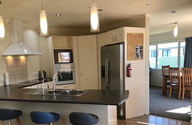 Views and Location (Wifi) - Christmas/New Year Rates Refer Description