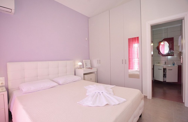 Villa Danae 1, 3-Bedroom Villas with Pool