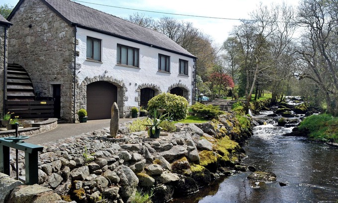 Dalbeattie Cottage | 1 bedroom accommodation in Dalbeattie, near Dumfries