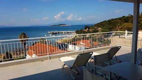 Olympiada Apartment | 100 m² Apartment ∙ 2 bedrooms ∙ 8 guests