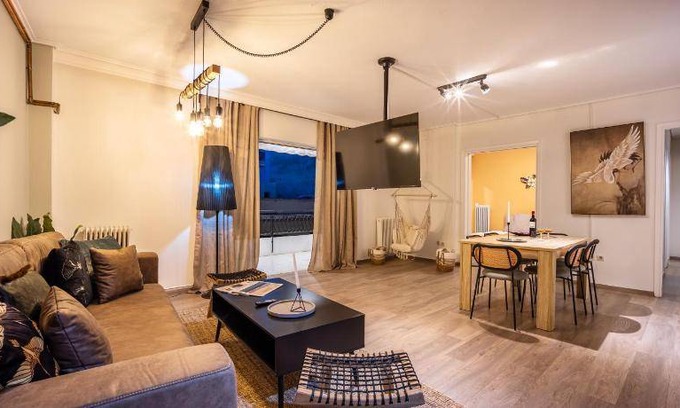 Pangrati Apartment | 110 m² Apartment ∙ 3 bedrooms ∙ 8 guests