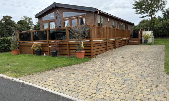 Port Seton Cabin | 110 m² Lodge ∙ 2 bedrooms ∙ 6 guests