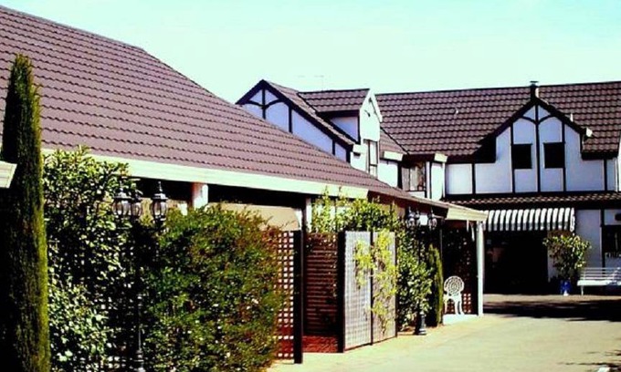 Tahunanui Hotel | 117 m² Motel ∙ 3 bedrooms ∙ 10 guests