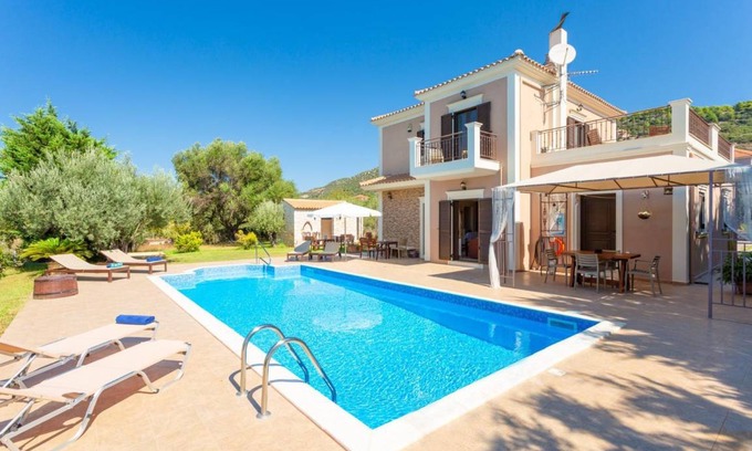 Sarlata Villa | 118 m² Villa ∙ 3 bedrooms ∙ 8 guests