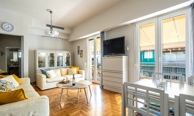 Koukaki Apartment | 120 m² Apartment ∙ 2 bedrooms ∙ 4 guests
