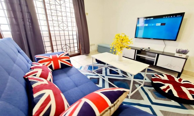 Petaling Jaya House | 120 m² House ∙ 3 bedrooms ∙ 10 guests