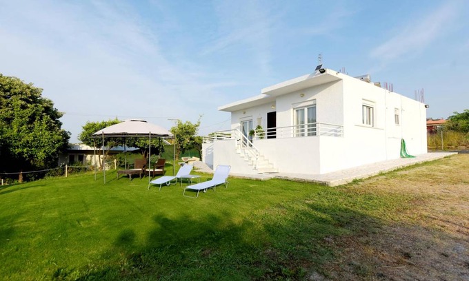 Kamiros House | 120 m² House ∙ 2 bedrooms ∙ 6 guests