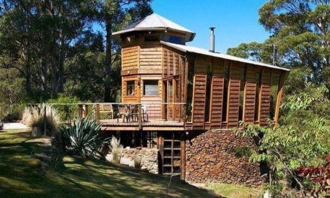 Ridgeway House | 120 m² House ∙ 2 bedrooms ∙ 4 guests