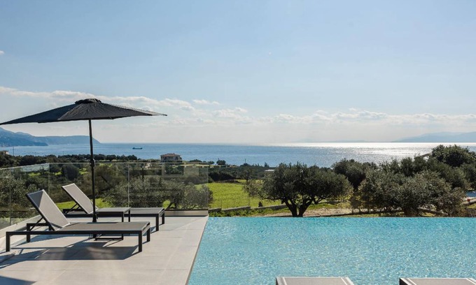 Karavados House | 120 m² House ∙ 3 bedrooms ∙ 6 guests