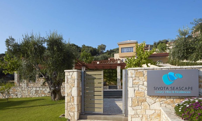 Sivota Resort | 128 m² Resort ∙ 3 bedrooms ∙ 8 guests