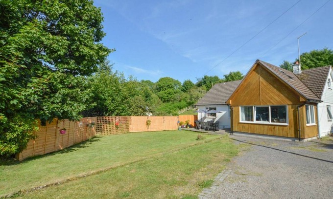 Connel Other | 129 m² Accommodation ∙ 5 bedrooms ∙ 8 guests