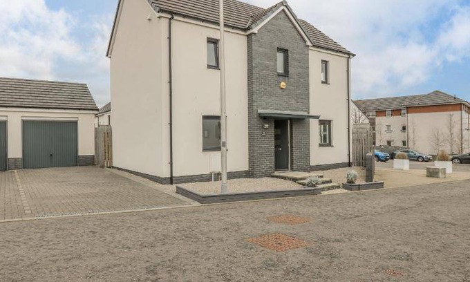 Bucksburn House | 130 m² House ∙ 3 bedrooms ∙ 5 guests
