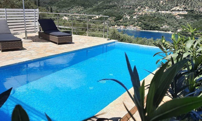 Sivota House | 130 m² House ∙ 3 bedrooms ∙ 6 guests