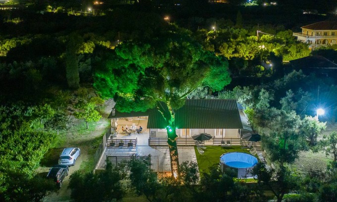 Agia Marina House | 130 m² House ∙ 5 bedrooms ∙ 10 guests