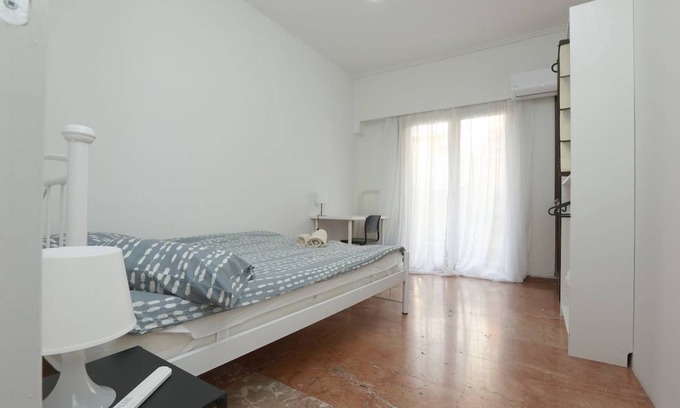 Pangrati Resort | 130 m² Private room ∙ 1 bedroom ∙ 1 guest