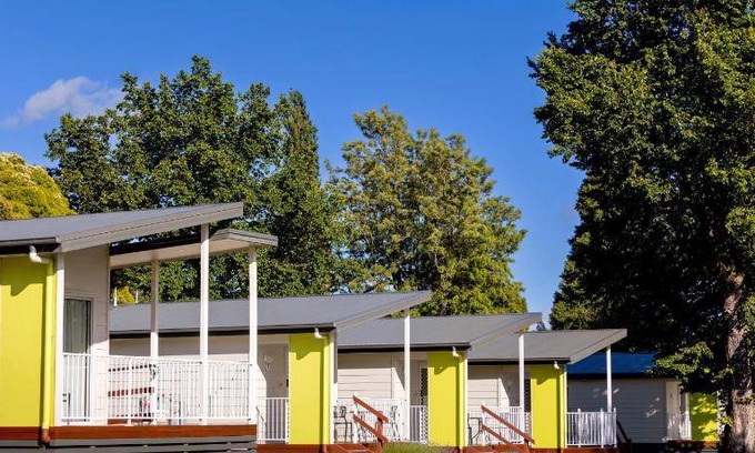 South Launceston Resort | 130 m² Resort ∙ 2 bedrooms ∙ 8 guests