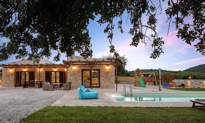 Melidoni Villa | 133 m² Villa ∙ 3 bedrooms ∙ 7 guests