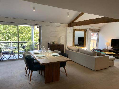 Sullivan's Cove Apartment | 134 m² Apartment ∙ 2 bedrooms ∙ 4 guests