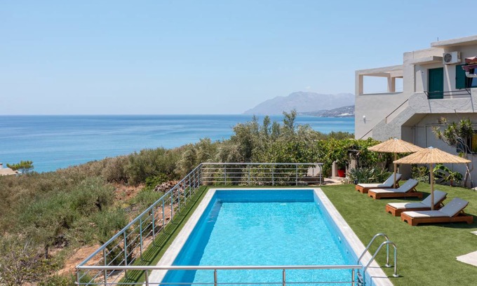 Keratokambos House | 134 m² House ∙ 3 bedrooms ∙ 8 guests