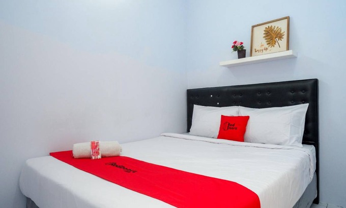 West Semarang Hotel | 14 m² Hotel ∙ 2 guests