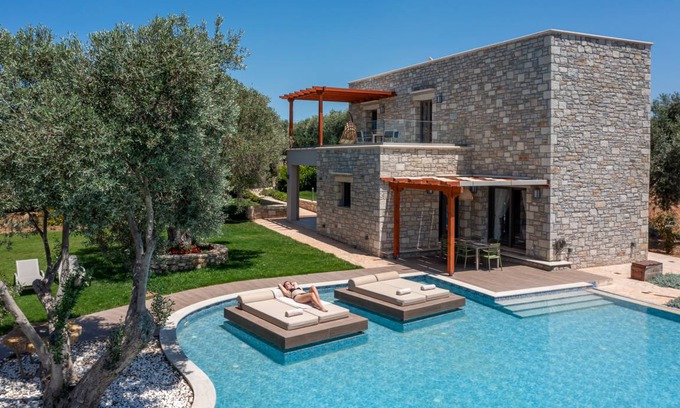 Prinos Villa | 145 m² Villa ∙ 3 bedrooms ∙ 7 guests