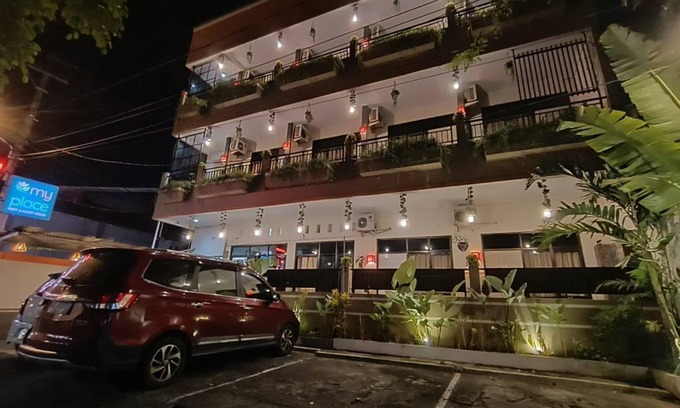Manado City Centre Bed & Breakfast | 15 m² Bed and breakfast ∙ 2 guests