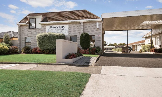 Devonport Hotel | 150 m² Motel ∙ 3 bedrooms ∙ 127 guests