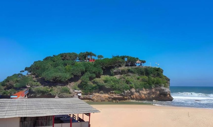 Wonosari Hotel | 16 m² Hotel ∙ 3 guests