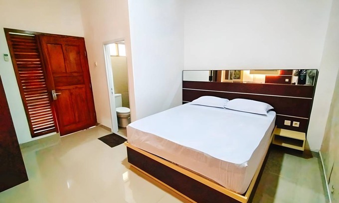 Banjarasri Hotel | 16 m² Hotel ∙ 4 guests