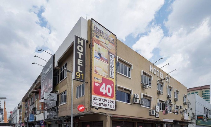 Kajang Hotel | 160 m² Hotel ∙ 4 guests