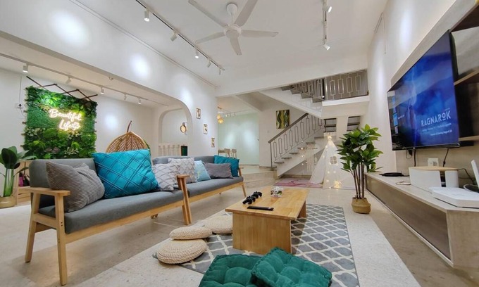 Petaling Jaya House | 160 m² House ∙ 4 bedrooms ∙ 15 guests
