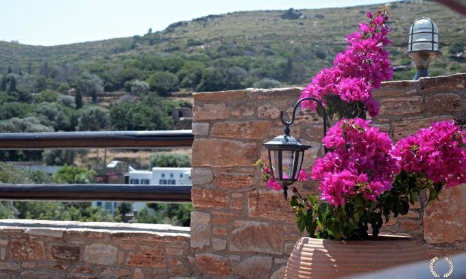 Andros Villa | 160 m² Villa ∙ 3 bedrooms ∙ 6 guests