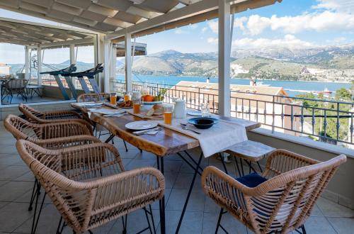 Argostoli Town Apartment | 166 m² Apartment ∙ 4 bedrooms ∙ 10 guests